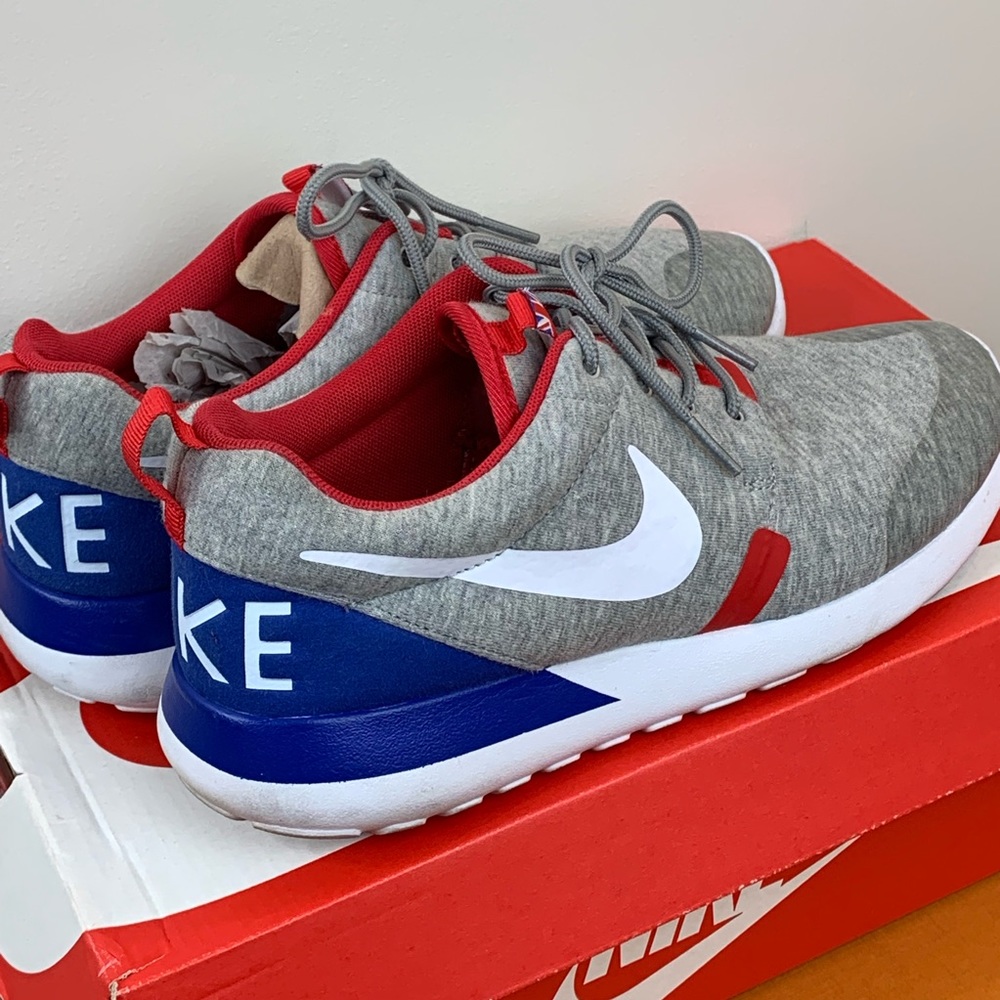 Nike Rosherun QS GS RARE Great Britain sneakers